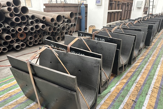 哪家厂家可按需定做锅炉煤斗稀土耐磨榴莲视频污黄？